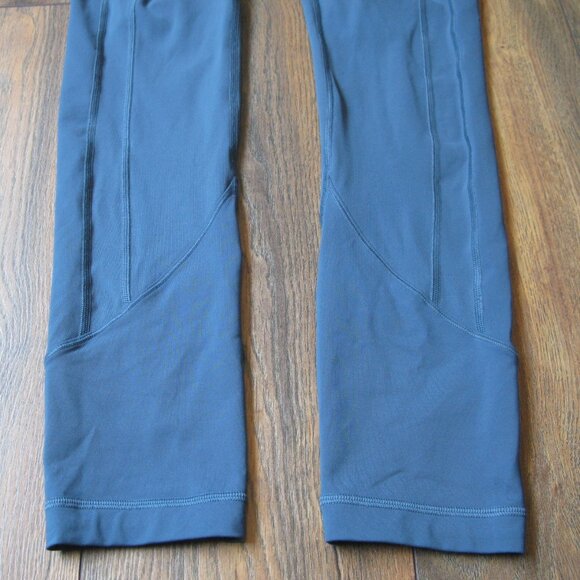 Lululemon All the Right Places Crop size 4 *EUC - Picture 3 of 11